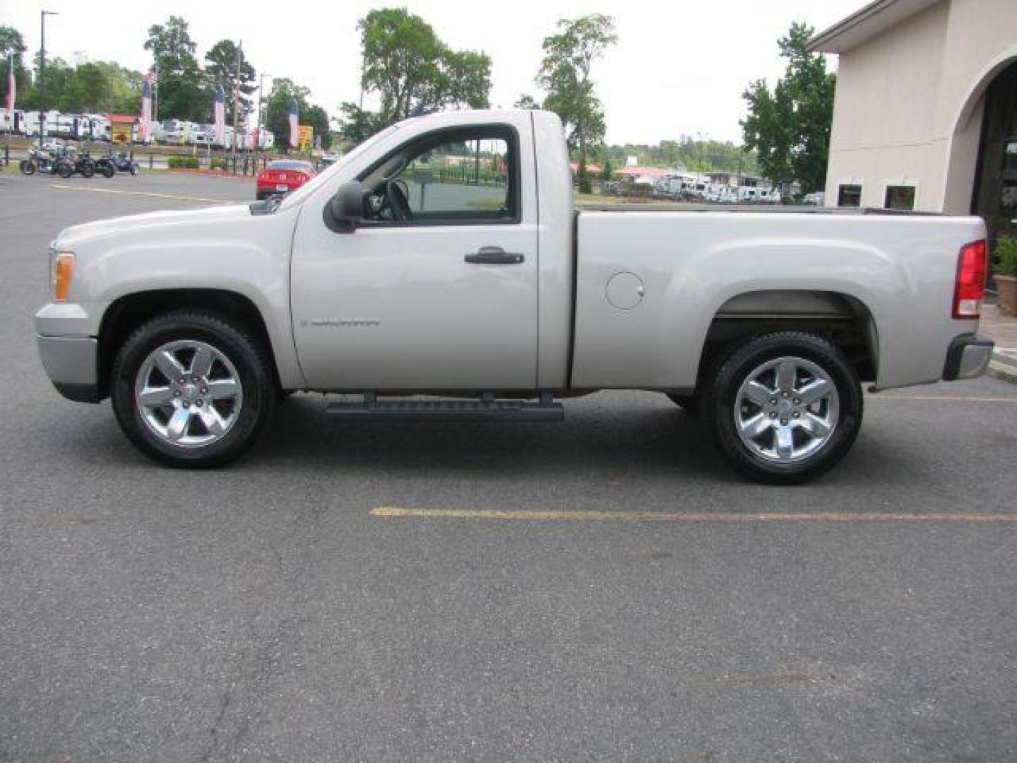 2009 Gray GMC Sierra 1500 Work Truck Std. Box 2WD (1GTEC14XX9Z) with an 4.3L V6 OHV 12V engine, 4-Speed Automatic transmission, located at 2443 Albert Pike, Hot Springs, AR, 71913, (501) 623-6255, 34.492222, -93.109993 - Photo#1