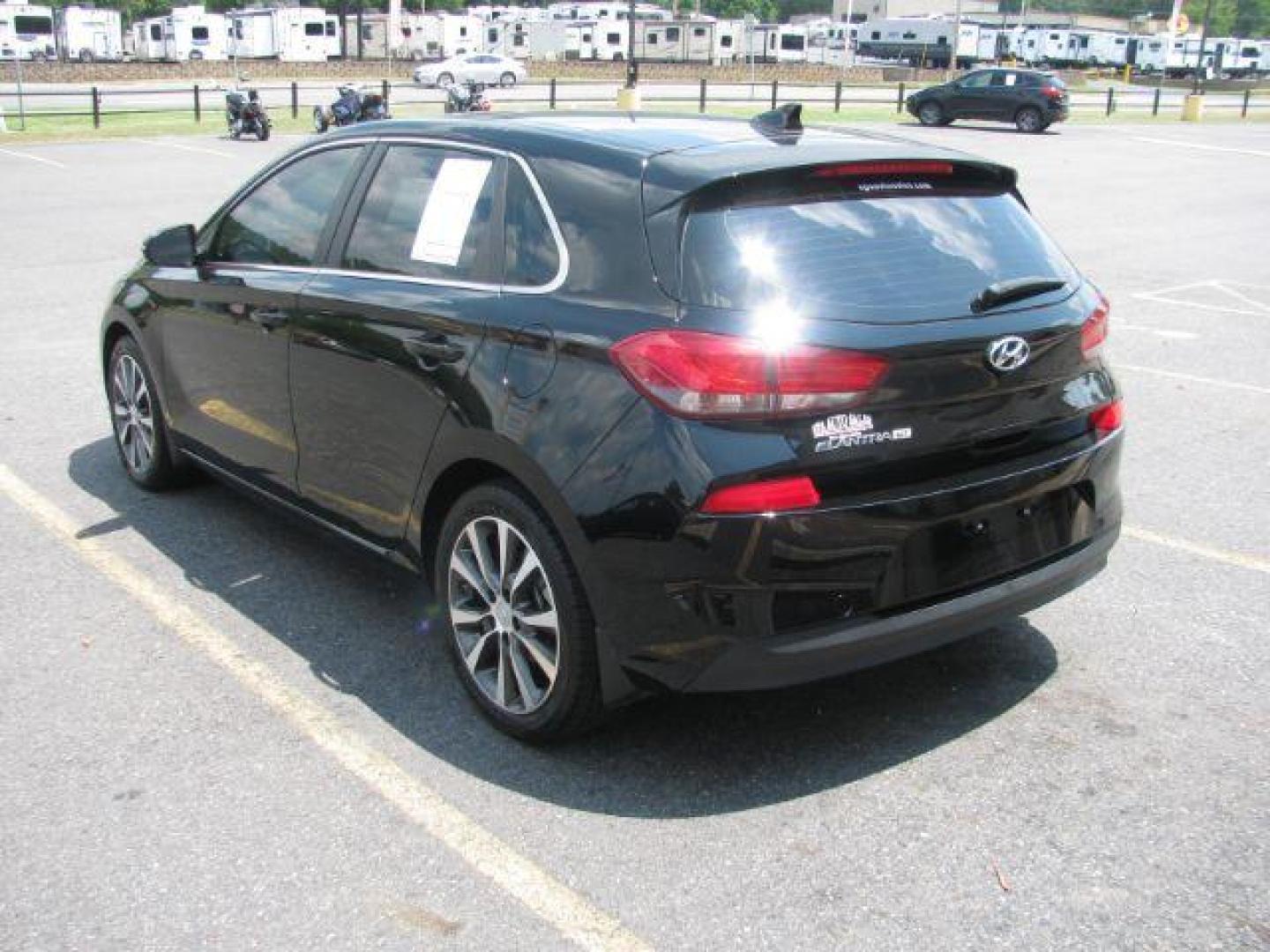 2019 Black Hyundai Elantra GT Base 6A (KMHH35LE1KU) with an 2.0L L4 16V DOHC engine, 6-Speed Automatic transmission, located at 2443 Albert Pike, Hot Springs, AR, 71913, (501) 623-6255, 34.492222, -93.109993 - Photo#3