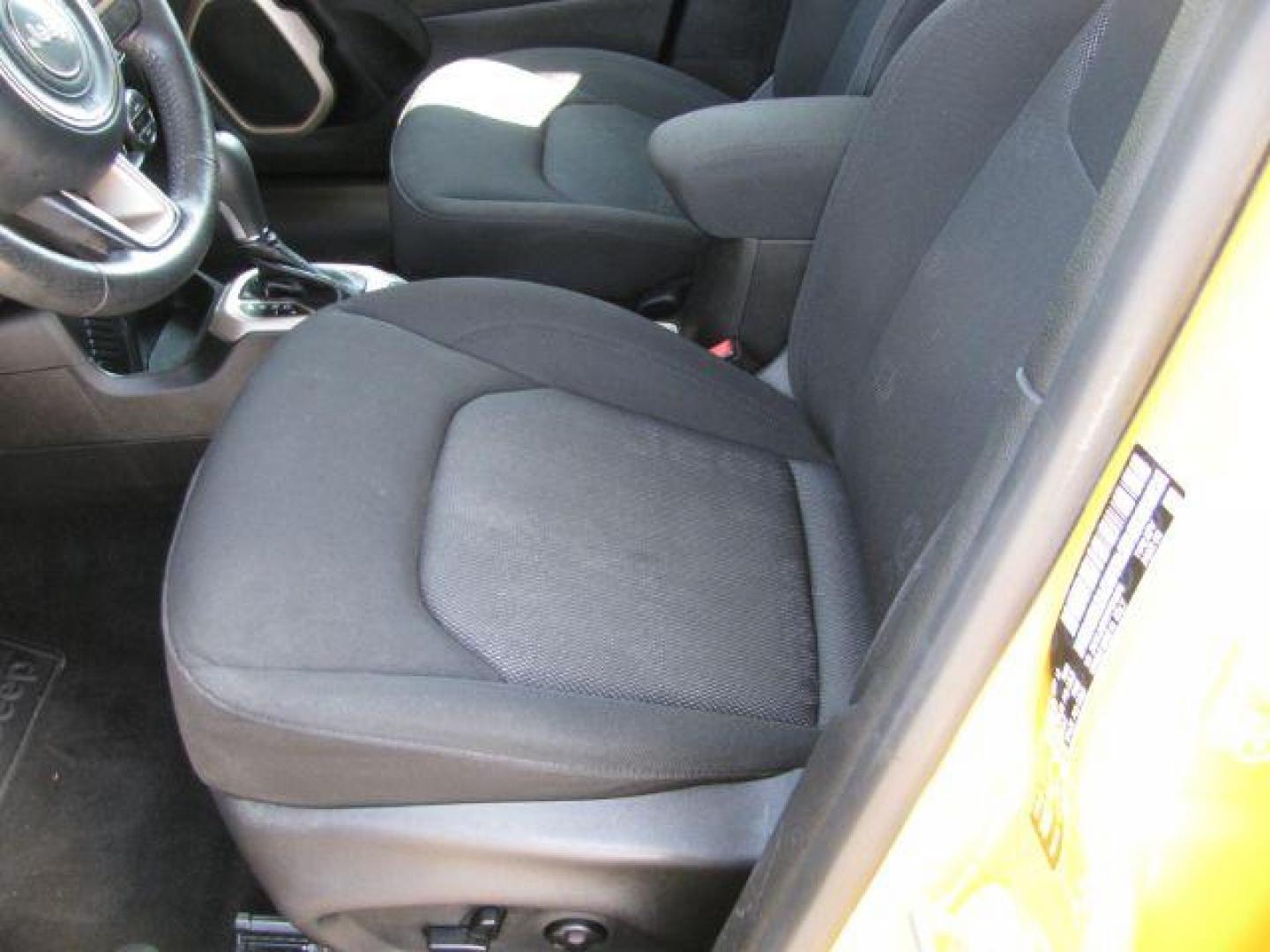 2015 Yellow Jeep Renegade Latitude FWD (ZACCJABT0FP) with an 2.4L L4 DOHC 16V engine, automatic transmission, located at 2443 Albert Pike, Hot Springs, AR, 71913, (501) 623-6255, 34.492222, -93.109993 - Photo#8