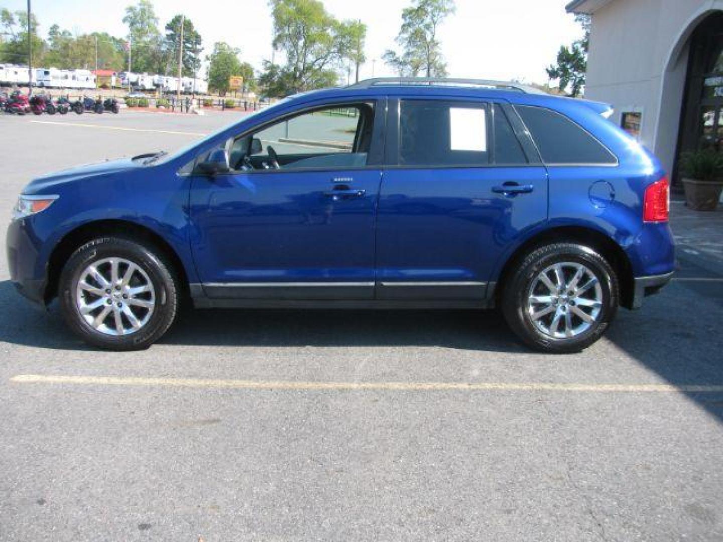 2013 Blue Ford Edge SEL FWD (2FMDK3JC1DB) with an 3.5L V6 DOHC 24V engine, 6-Speed Automatic transmission, located at 2443 Albert Pike, Hot Springs, AR, 71913, (501) 623-6255, 34.492222, -93.109993 - Photo#4