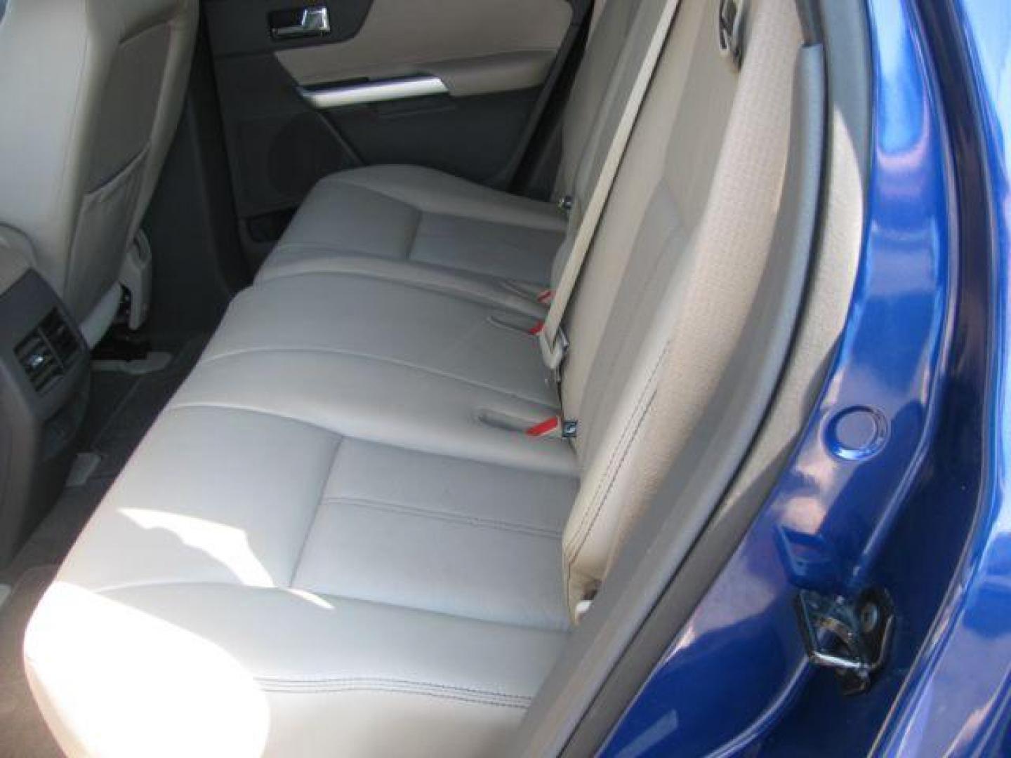 2013 Blue Ford Edge SEL FWD (2FMDK3JC1DB) with an 3.5L V6 DOHC 24V engine, 6-Speed Automatic transmission, located at 2443 Albert Pike, Hot Springs, AR, 71913, (501) 623-6255, 34.492222, -93.109993 - Photo#7