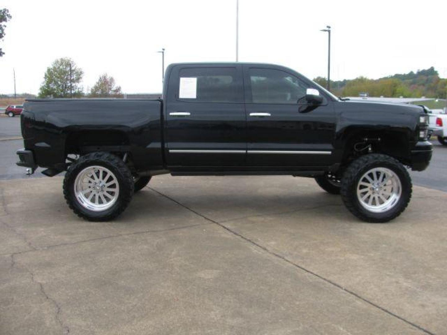 2014 Black Chevrolet Silverado 1500 1LZ Crew Cab 4WD (3GCUKSEC4EG) with an 5.3L V8 OHV 16V engine, 6-Speed Automatic transmission, located at 2443 Albert Pike, Hot Springs, AR, 71913, (501) 623-6255, 34.492222, -93.109993 - Photo#0