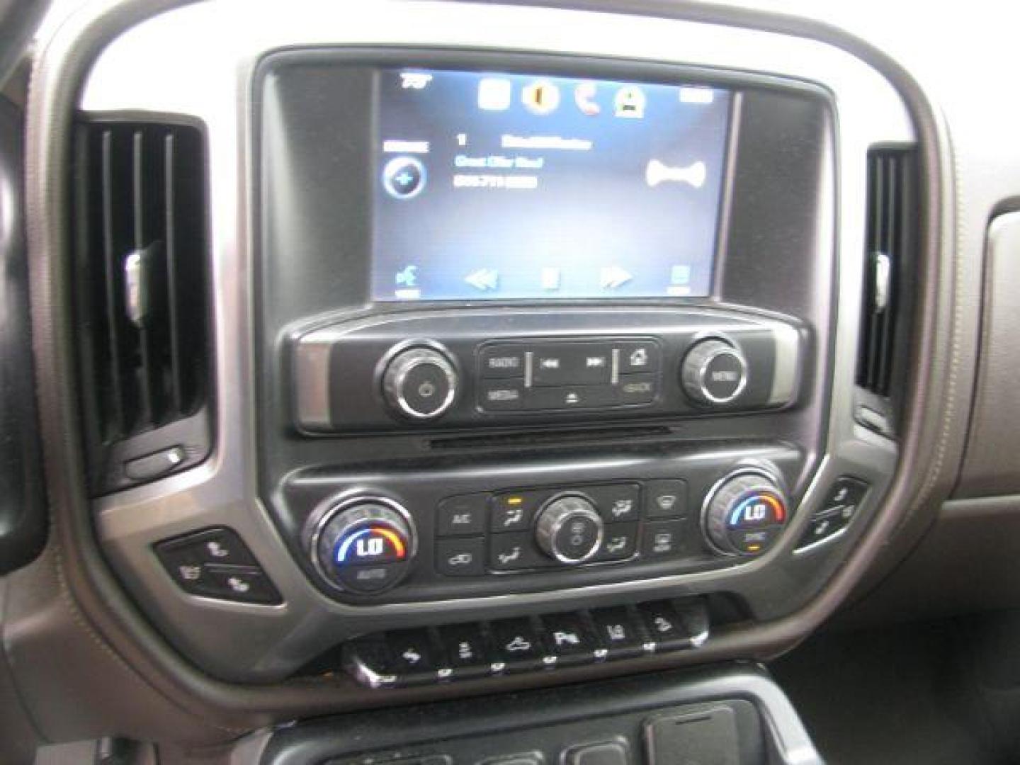 2014 Black Chevrolet Silverado 1500 1LZ Crew Cab 4WD (3GCUKSEC4EG) with an 5.3L V8 OHV 16V engine, 6-Speed Automatic transmission, located at 2443 Albert Pike, Hot Springs, AR, 71913, (501) 623-6255, 34.492222, -93.109993 - Photo#9