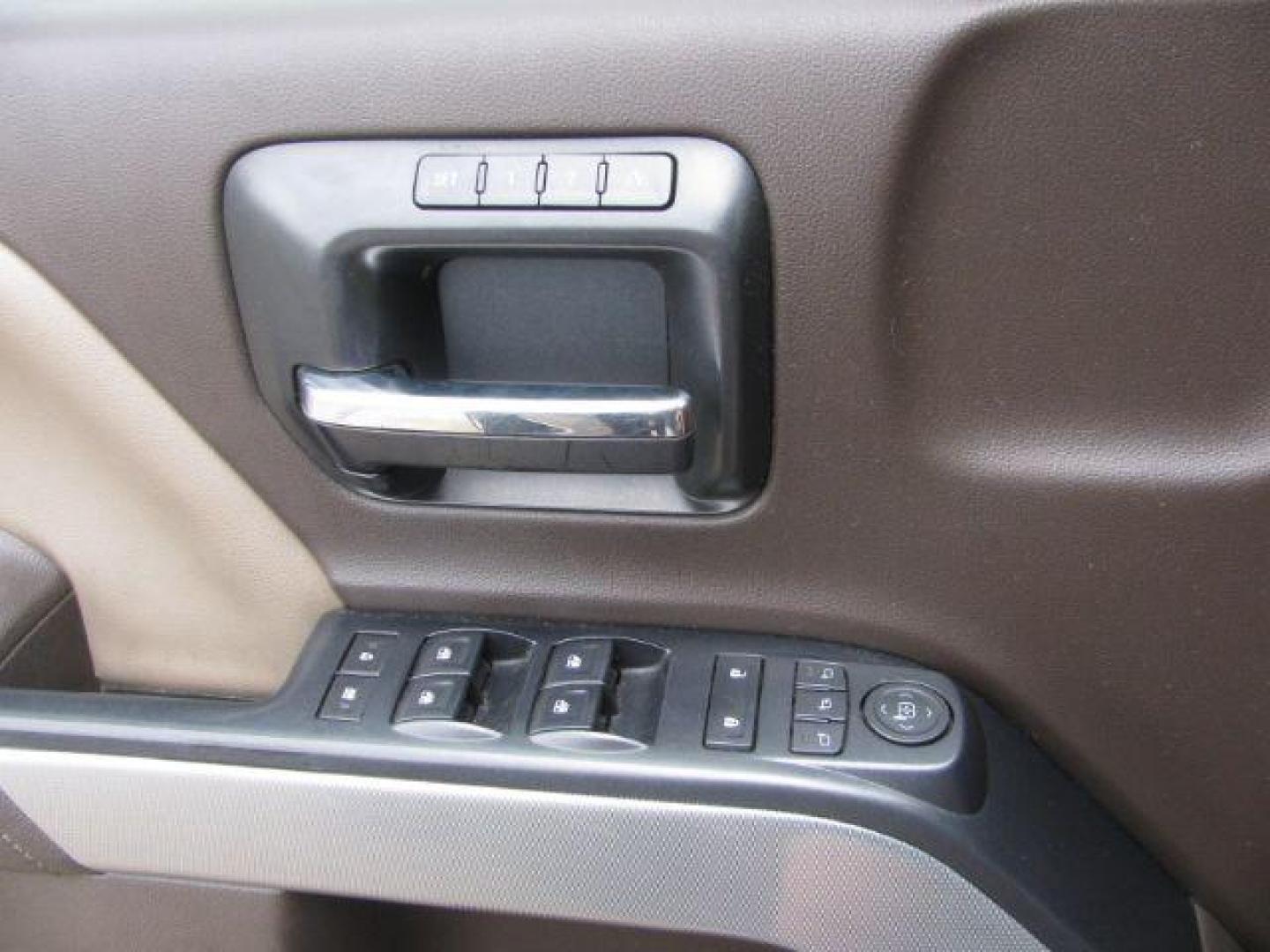 2014 Black Chevrolet Silverado 1500 1LZ Crew Cab 4WD (3GCUKSEC4EG) with an 5.3L V8 OHV 16V engine, 6-Speed Automatic transmission, located at 2443 Albert Pike, Hot Springs, AR, 71913, (501) 623-6255, 34.492222, -93.109993 - Photo#11
