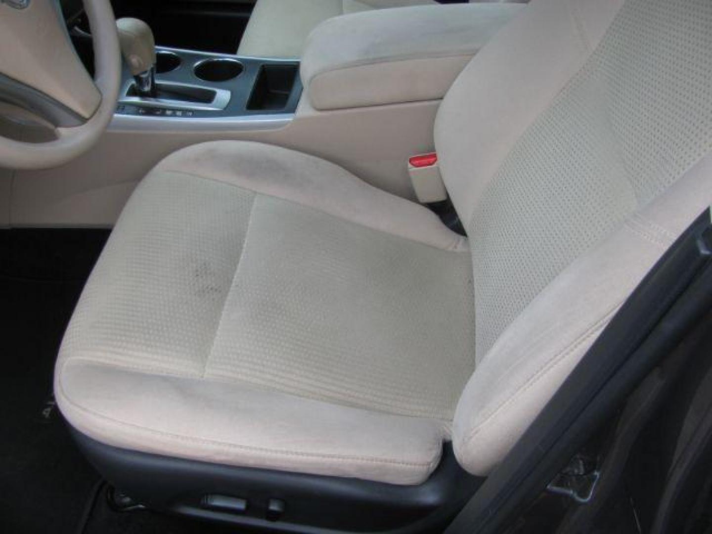 2015 Tan Nissan Altima 2.5 (1N4AL3AP2FN) with an 2.5L L4 DOHC 16V engine, Continuously Variable Transmission transmission, located at 2443 Albert Pike, Hot Springs, AR, 71913, (501) 623-6255, 34.492222, -93.109993 - Photo#8