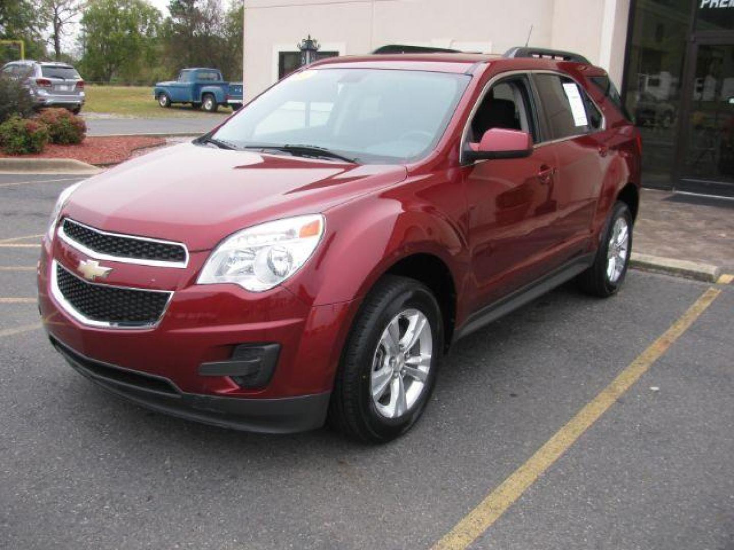 2011 Maroon Chevrolet Equinox 1LT 2WD (2CNALDEC2B6) with an 2.4L L4 DOHC 16V engine, 6-Speed Automatic transmission, located at 2443 Albert Pike, Hot Springs, AR, 71913, (501) 623-6255, 34.492222, -93.109993 - Photo#0