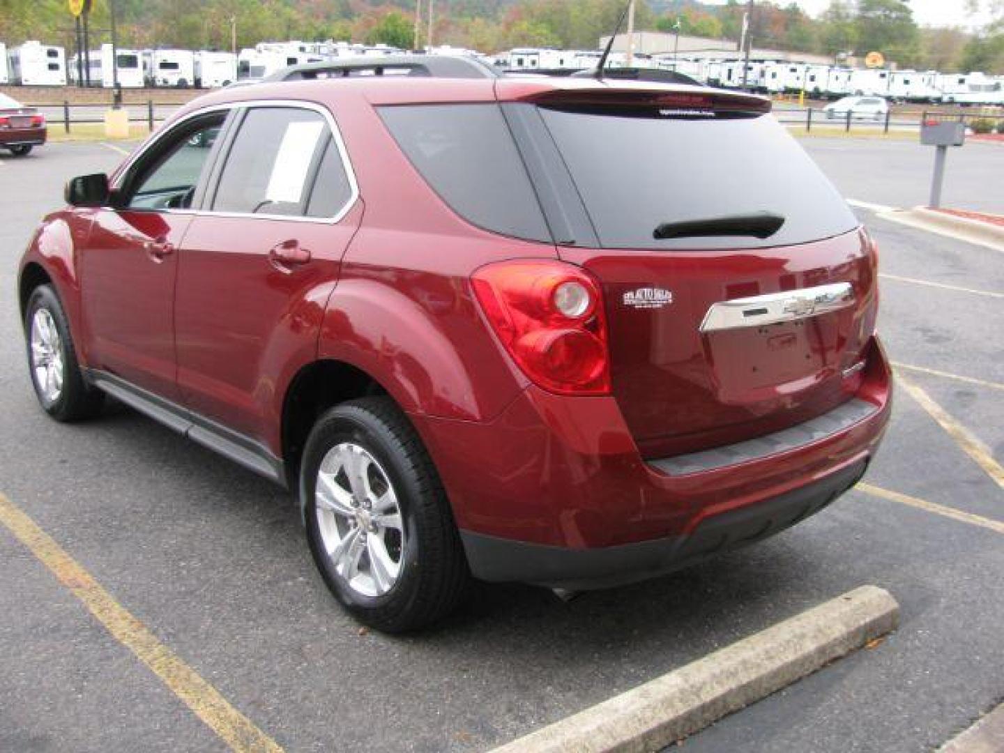 2011 Maroon Chevrolet Equinox 1LT 2WD (2CNALDEC2B6) with an 2.4L L4 DOHC 16V engine, 6-Speed Automatic transmission, located at 2443 Albert Pike, Hot Springs, AR, 71913, (501) 623-6255, 34.492222, -93.109993 - Photo#2