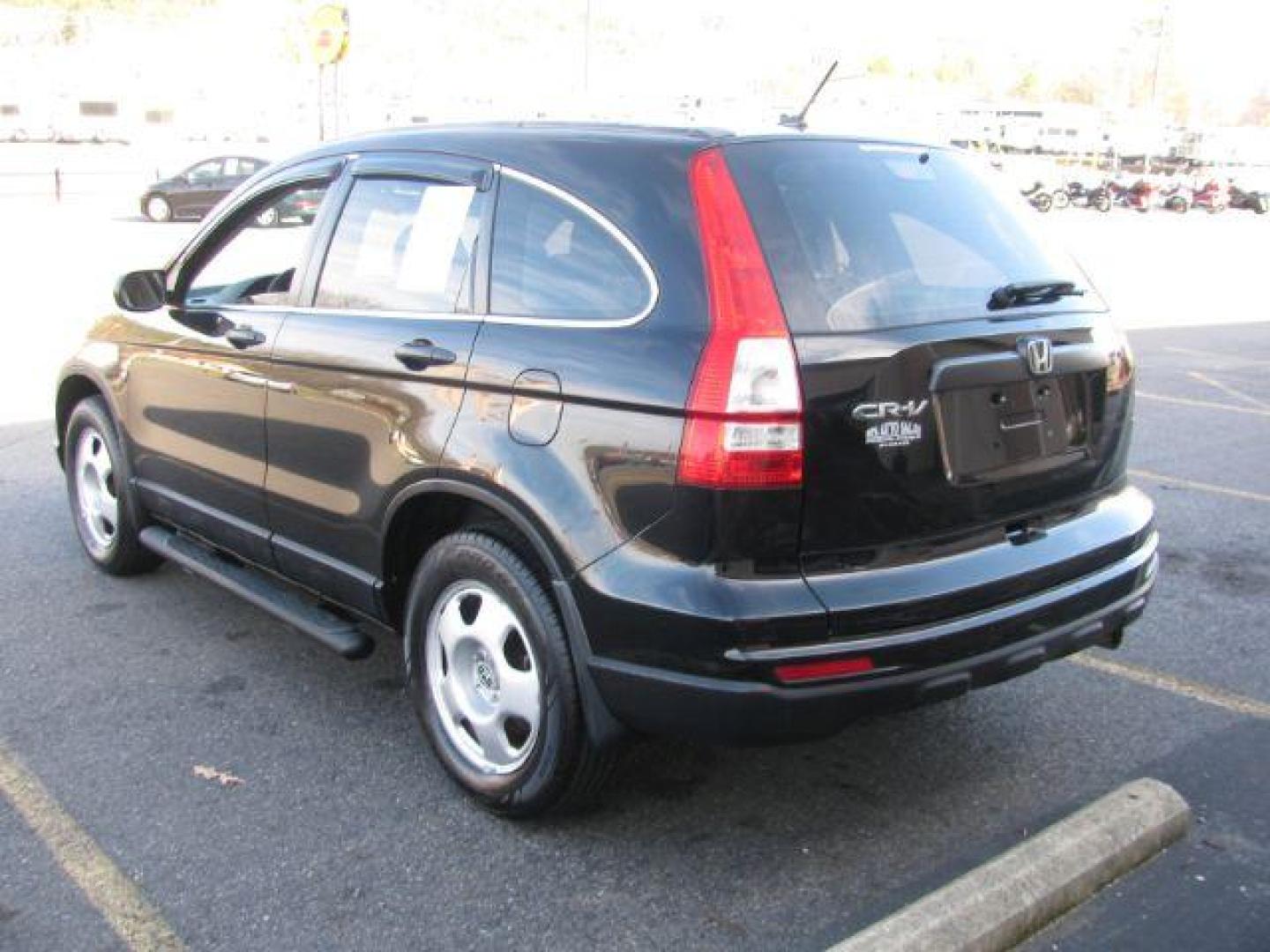 2011 Black Honda CR-V LX 2WD 5-Speed AT (3CZRE3H37BG) with an 2.4L L4 DOHC 16V engine, 5-Speed Automatic transmission, located at 2443 Albert Pike, Hot Springs, AR, 71913, (501) 623-6255, 34.492222, -93.109993 - Photo#2