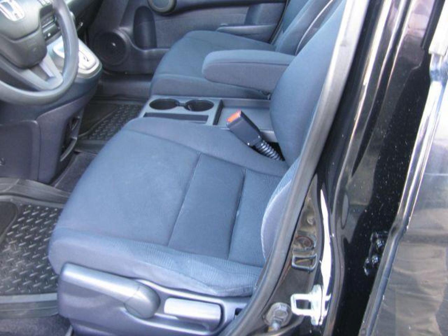 2011 Black Honda CR-V LX 2WD 5-Speed AT (3CZRE3H37BG) with an 2.4L L4 DOHC 16V engine, 5-Speed Automatic transmission, located at 2443 Albert Pike, Hot Springs, AR, 71913, (501) 623-6255, 34.492222, -93.109993 - Photo#8