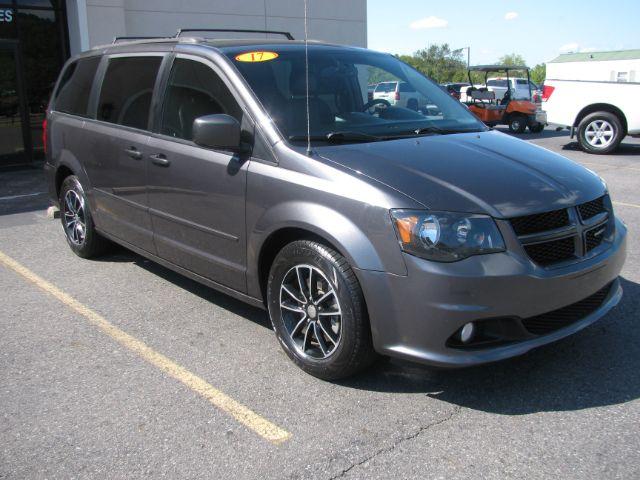 photo of 2017 Dodge Grand Caravan GT