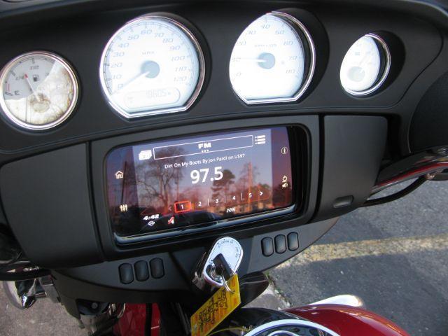 2023 Red Harley-Davidson FLHX Street Glide (1HD1KBC19PB) with an 1746CC engine, Manual transmission, located at 2443 Albert Pike, Hot Springs, AR, 71913, (501) 623-6255, 34.492222, -93.109993 - Photo#5