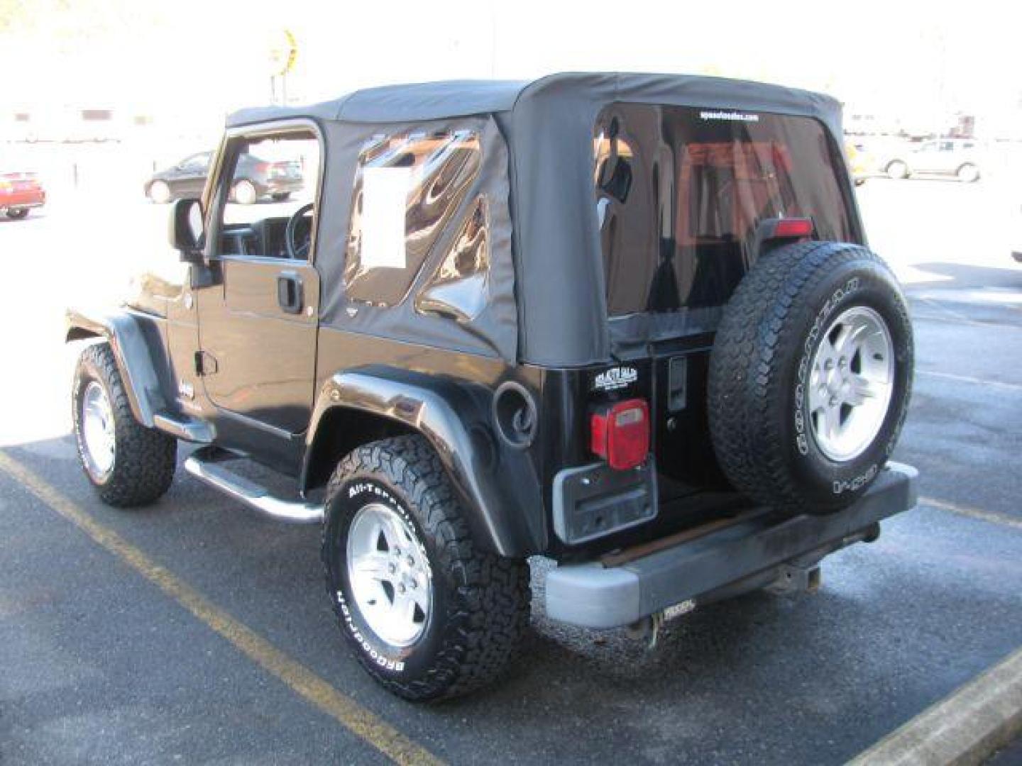 2005 Black Jeep Wrangler X (1J4FA39S95P) with an 4.0L L6 OHV 12V engine, located at 2443 Albert Pike, Hot Springs, AR, 71913, (501) 623-6255, 34.492222, -93.109993 - Photo#2