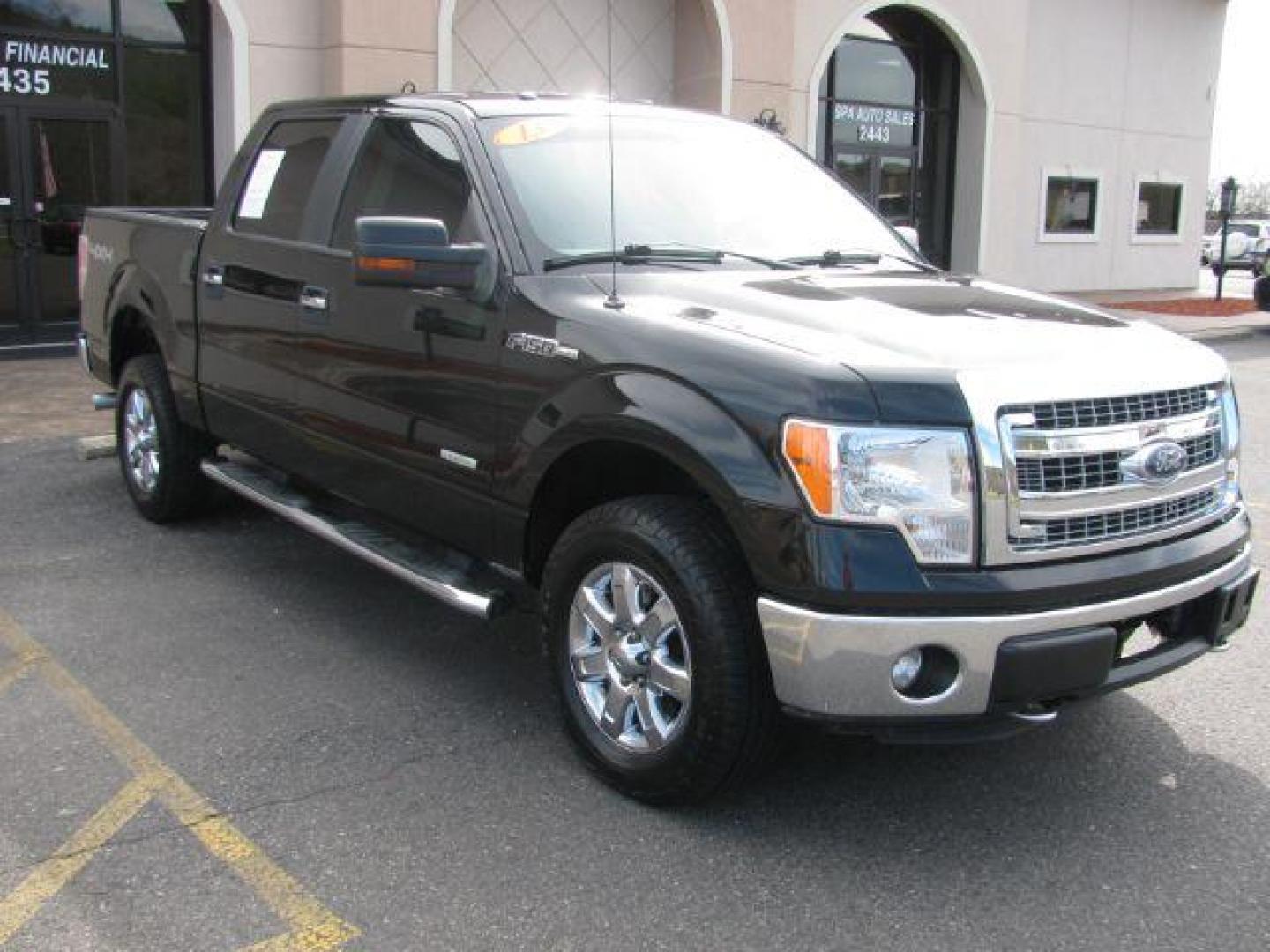 2013 Black Ford F-150 XLT SuperCrew 5.5-ft. Bed 4WD (1FTFW1ETXDK) with an 3.5L V6 TURBO engine, 6-Speed Automatic transmission, located at 2443 Albert Pike, Hot Springs, AR, 71913, (501) 623-6255, 34.492222, -93.109993 - Photo#6