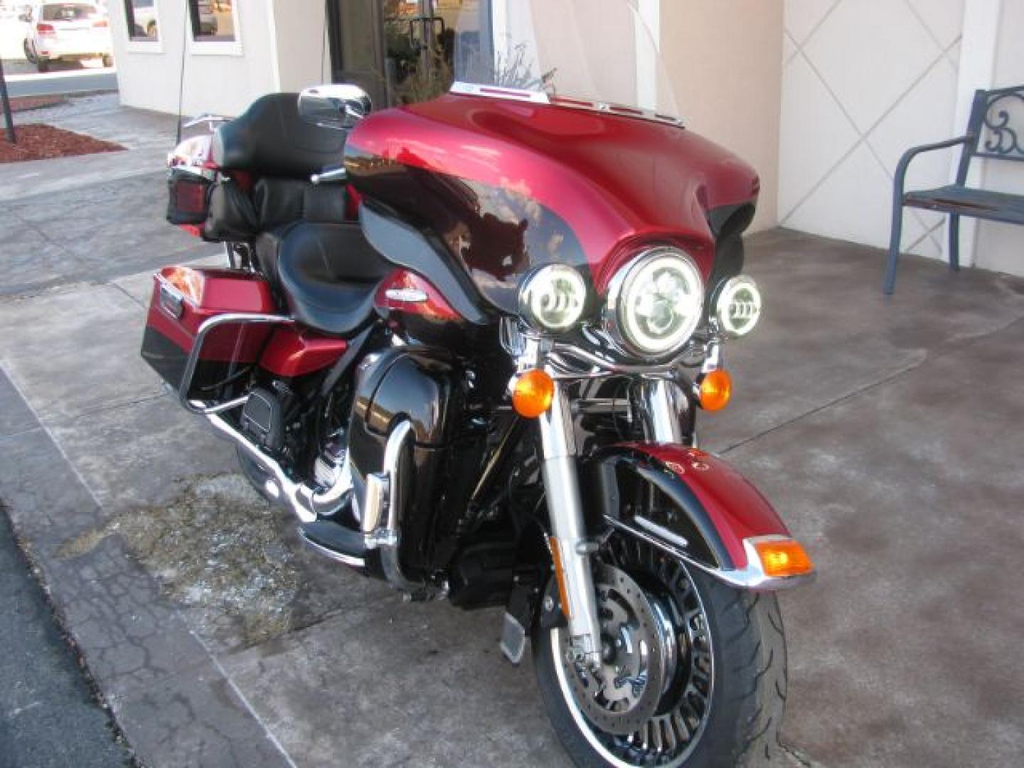 2012 Maroon Harley-Davidson FLHTK Ultra (1HD1KEM12CB) with an 1690 CC engine, Manual transmission, located at 2443 Albert Pike, Hot Springs, AR, 71913, (501) 623-6255, 34.492222, -93.109993- Photo#1