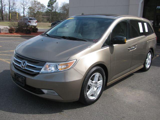photo of 2013 Honda Odyssey Touring | Touring Elite