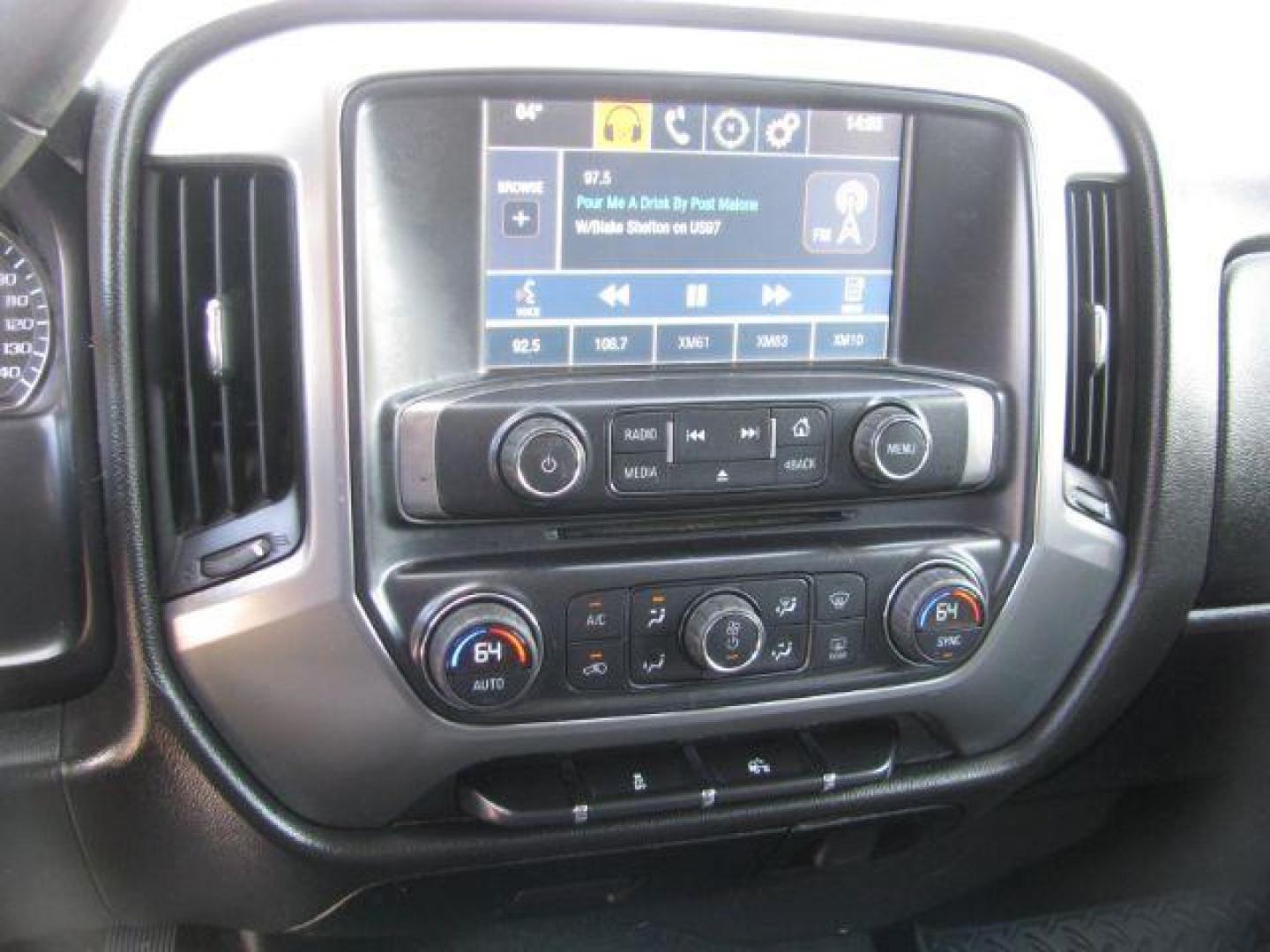 2014 White Chevrolet Silverado 1500 1LT Crew Cab 2WD (3GCPCREC4EG) with an 5.3L V8 OHV 16V engine, 6-Speed Automatic transmission, located at 2443 Albert Pike, Hot Springs, AR, 71913, (501) 623-6255, 34.492222, -93.109993 - Photo#10