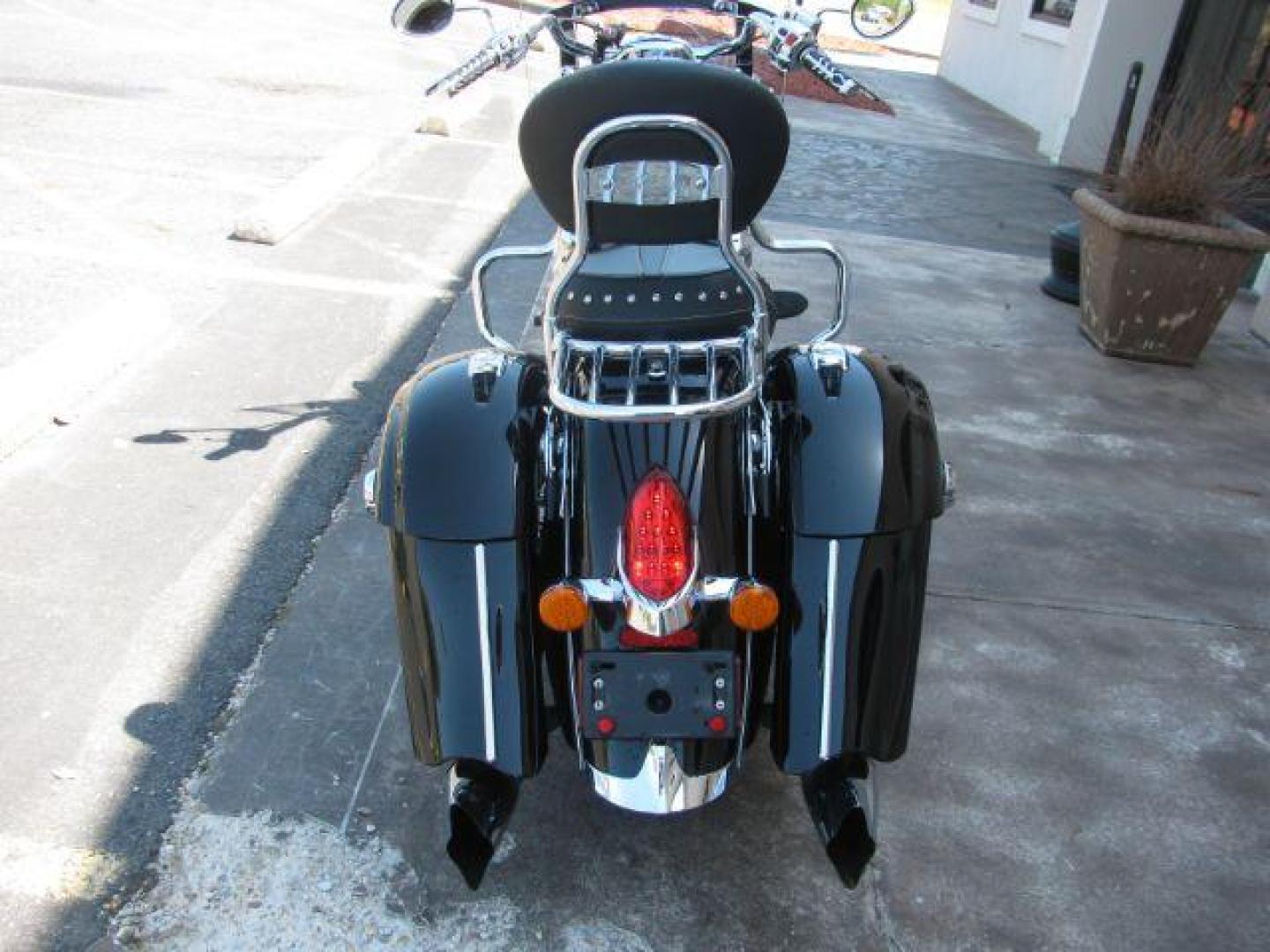 2016 Black Indian Springfield Base (56KTHAAA8G3) with an 1811cc engine, Manual transmission, located at 2443 Albert Pike, Hot Springs, AR, 71913, (501) 623-6255, 34.492222, -93.109993 - Photo#3