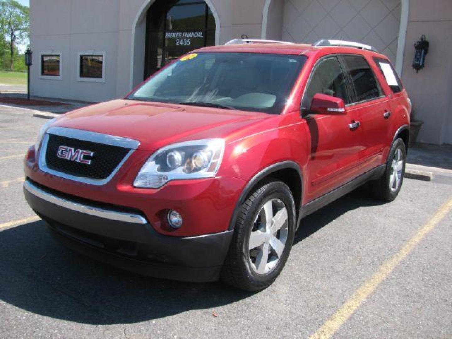 2012 Maroon GMC Acadia SLT-1 (1GKKVRED2CJ) with an 3.6L V-6 gasoline direct injection engine, located at 2443 Albert Pike, Hot Springs, AR, 71913, (501) 623-6255, 34.492222, -93.109993 - Photo#0