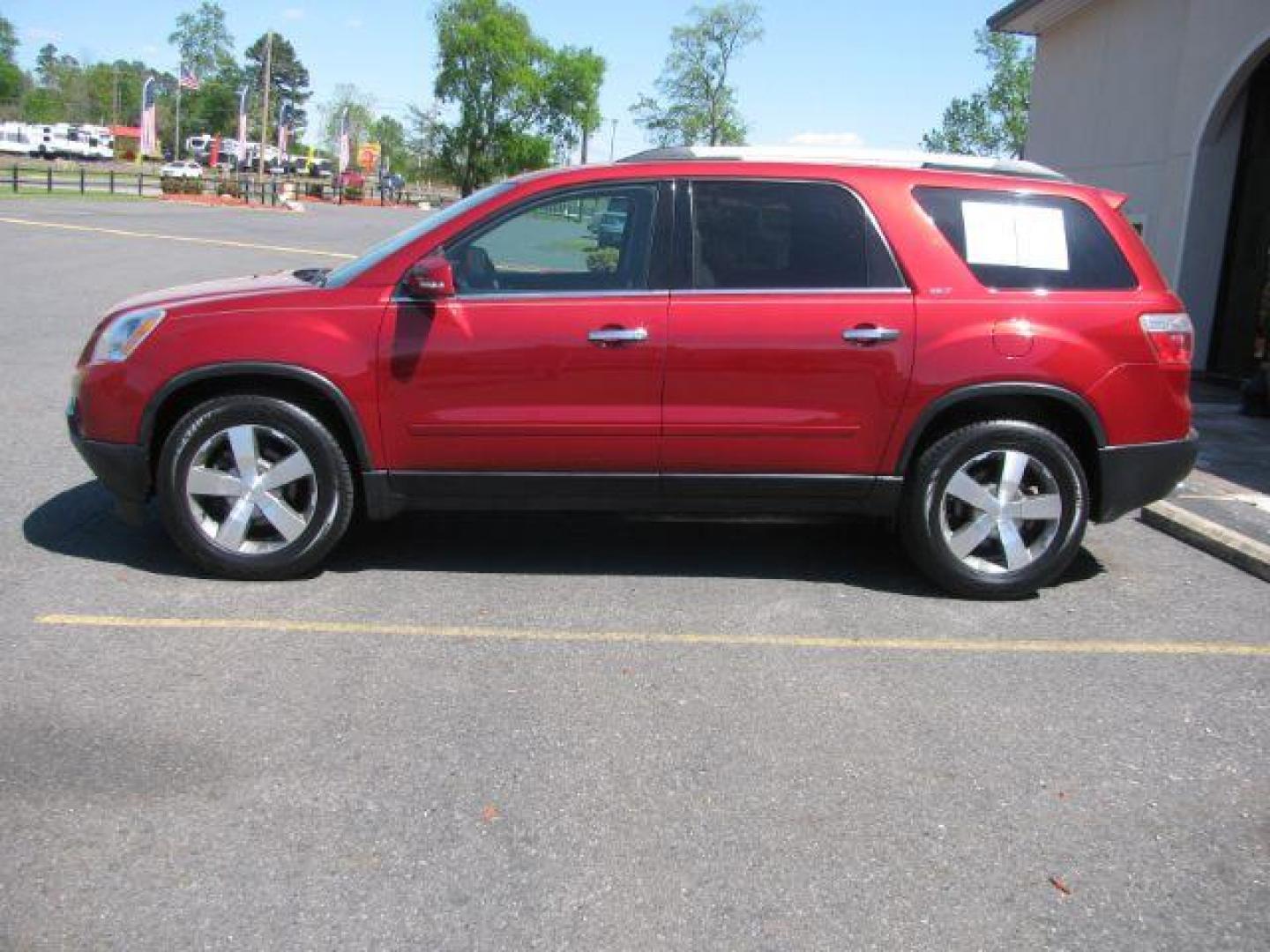 2012 Maroon GMC Acadia SLT-1 (1GKKVRED2CJ) with an 3.6L V-6 gasoline direct injection engine, located at 2443 Albert Pike, Hot Springs, AR, 71913, (501) 623-6255, 34.492222, -93.109993 - Photo#1