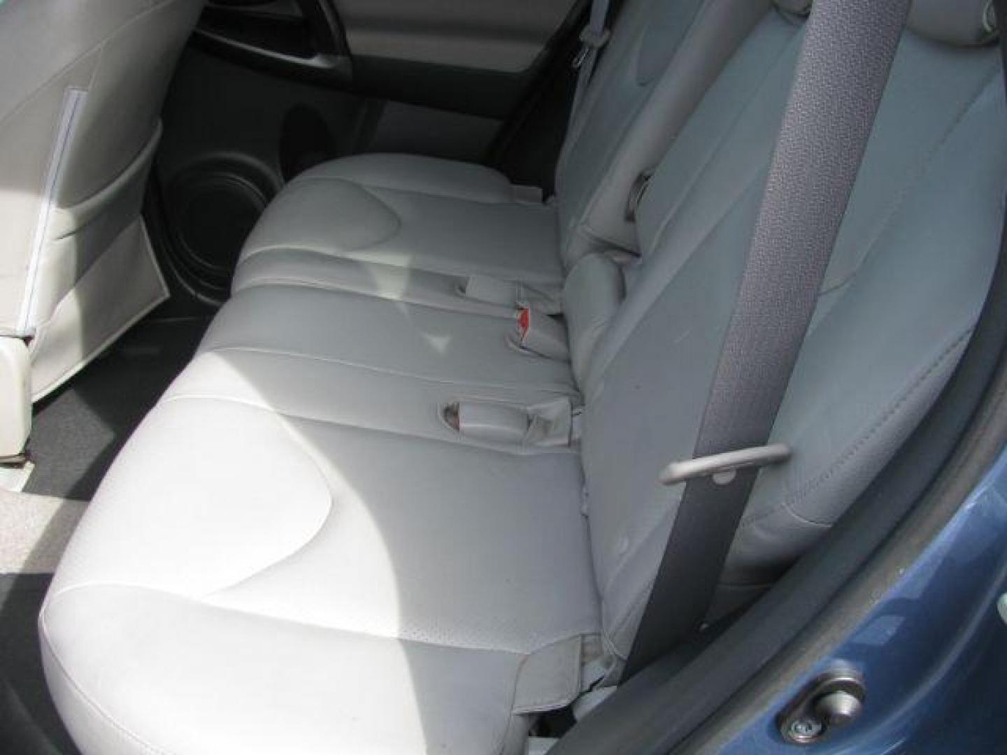 2011 Blue Toyota RAV4 Base (JTMZF4DV6B5) , automatic transmission, located at 2443 Albert Pike, Hot Springs, AR, 71913, (501) 623-6255, 34.492222, -93.109993 - Photo#7