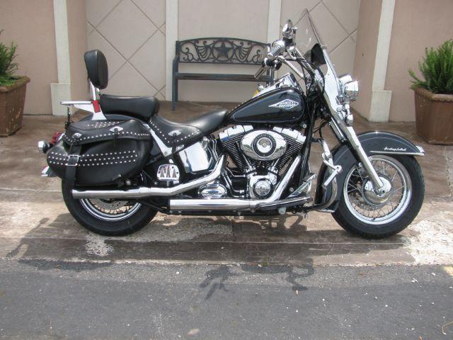 2015 Black Harley-Davidson Heritage Softail Classic Heritage (1HD1BWV15FB) with an 1690 cc engine, Manual transmission, located at 2443 Albert Pike, Hot Springs, AR, 71913, (501) 623-6255, 34.492222, -93.109993 - Photo#2