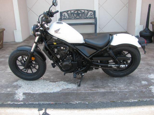 2021 White Honda CMX500A Rebel 500 (MLHPC5651M5) with an 471cc engine, Manual transmission, located at 2443 Albert Pike, Hot Springs, AR, 71913, (501) 623-6255, 34.492222, -93.109993 - Photo#2