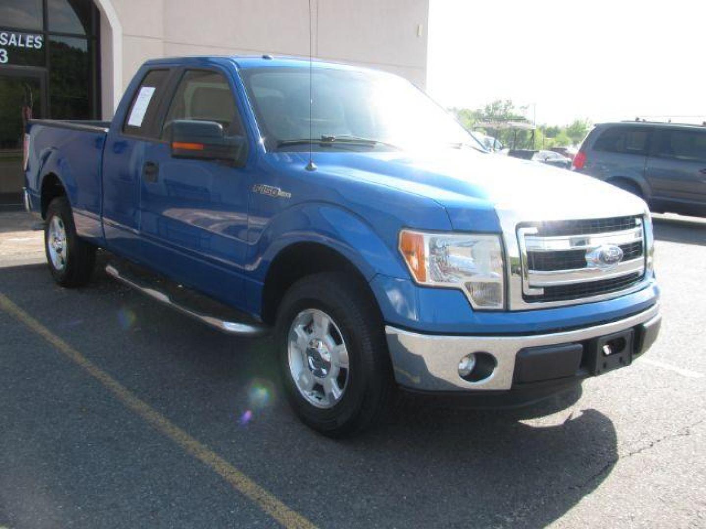 2013 Blue Ford F-150 XLT (1FTEX1CM9DF) with an 3.7L V-6 DOHC engine, Automatic transmission, located at 2443 Albert Pike, Hot Springs, AR, 71913, (501) 623-6255, 34.492222, -93.109993 - Photo#6