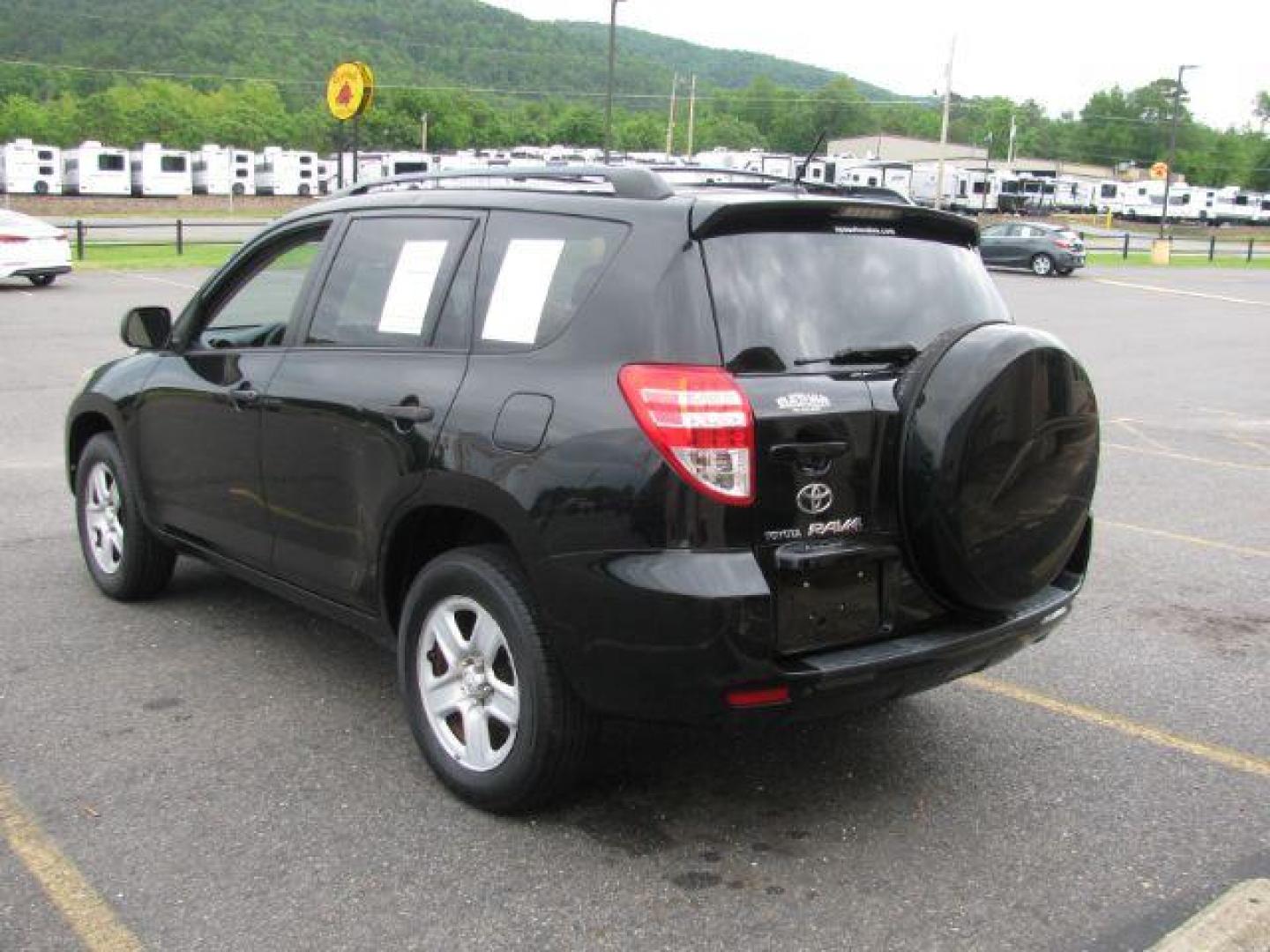 2009 Black Toyota RAV4 Base (2T3ZF33VX9W) with an 2.5L engine, Automatic transmission, located at 2443 Albert Pike, Hot Springs, AR, 71913, (501) 623-6255, 34.492222, -93.109993 - Photo#2