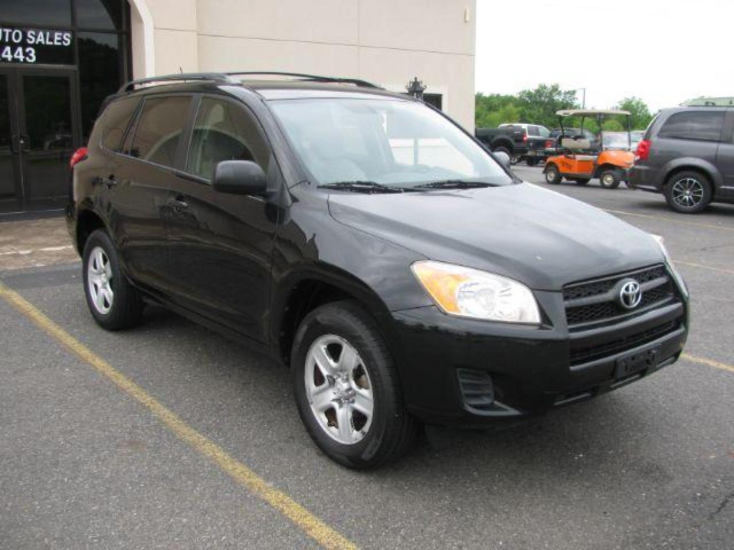 2009 Black Toyota RAV4 Base (2T3ZF33VX9W) with an 2.5L engine, Automatic transmission, located at 2443 Albert Pike, Hot Springs, AR, 71913, (501) 623-6255, 34.492222, -93.109993 - Photo#5