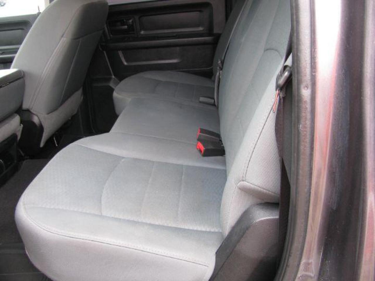 2014 Gray Ram 1500 Express (1C6RR6KT3ES) with an HEMI 5.7L V-8 variable valve control engine, Automatic transmission, located at 2443 Albert Pike, Hot Springs, AR, 71913, (501) 623-6255, 34.492222, -93.109993 - Photo#8