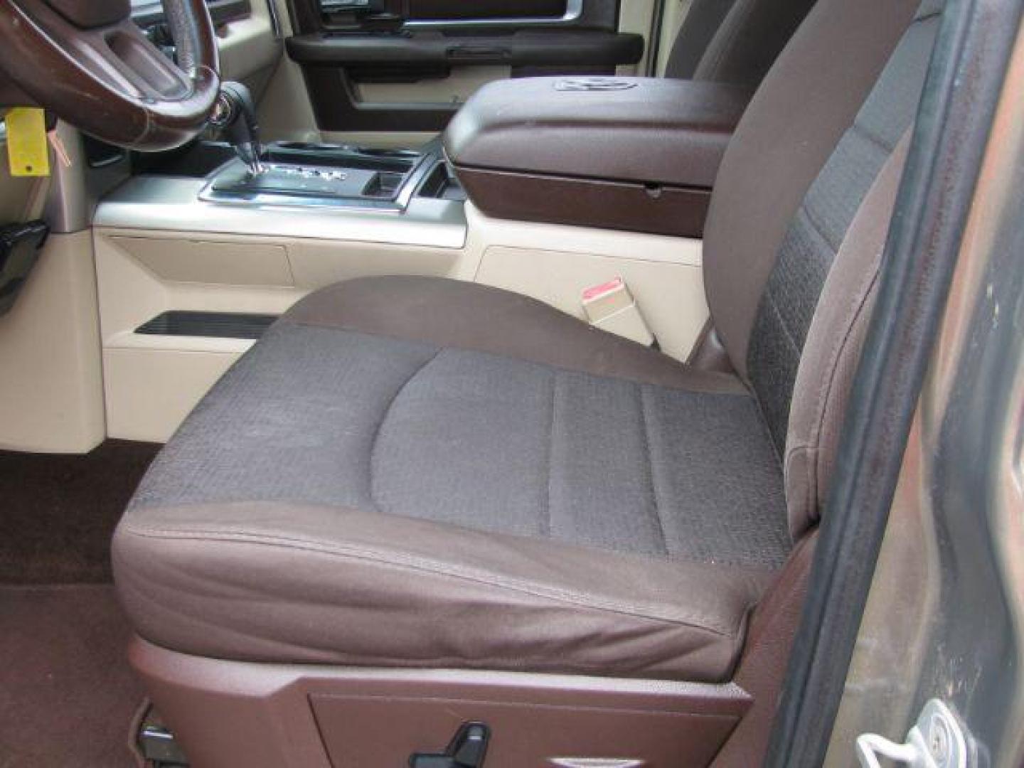 2013 Tan Ram 1500 Big Horn (1C6RR6LT0DS) with an HEMI 5.7L V-8 variable valve control engine, located at 2443 Albert Pike, Hot Springs, AR, 71913, (501) 623-6255, 34.492222, -93.109993 - Photo#9