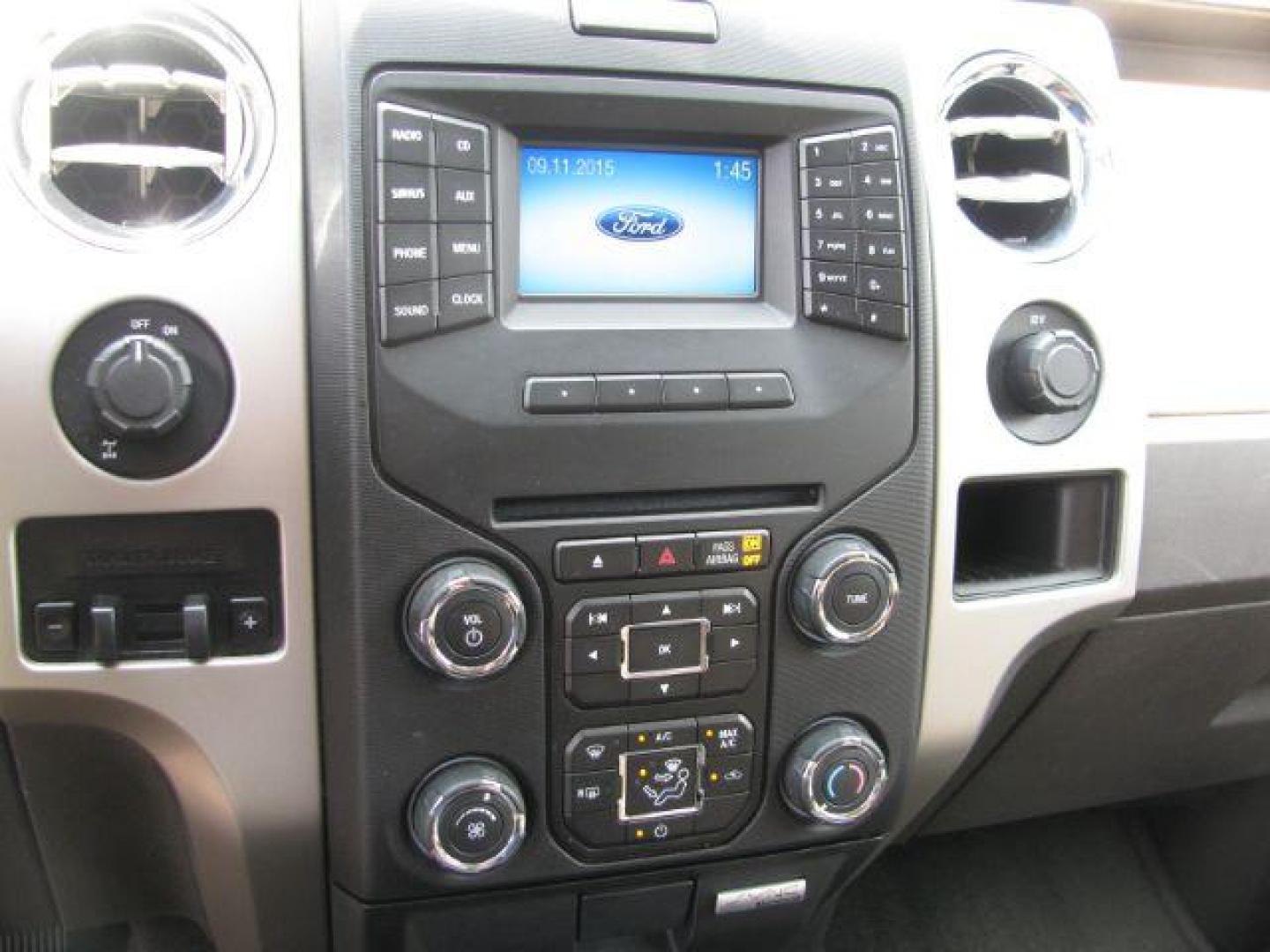2014 White Ford F-150 XLT (1FTFW1CT7EK) with an EcoBoost 3.5L V-6 gasoline direct injection engine, Automatic transmission, located at 2443 Albert Pike, Hot Springs, AR, 71913, (501) 623-6255, 34.492222, -93.109993 - Photo#10