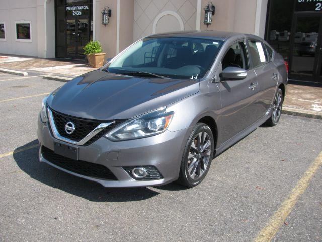 photo of 2017 Nissan Sentra SR