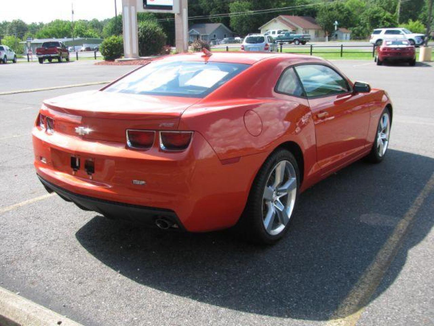 2012 Orange Chevrolet Camaro 2LT (2G1FC1E32C9) with an 3.6L V-6 gasoline direct injection engine, Automatic transmission, located at 2443 Albert Pike, Hot Springs, AR, 71913, (501) 623-6255, 34.492222, -93.109993 - Photo#3