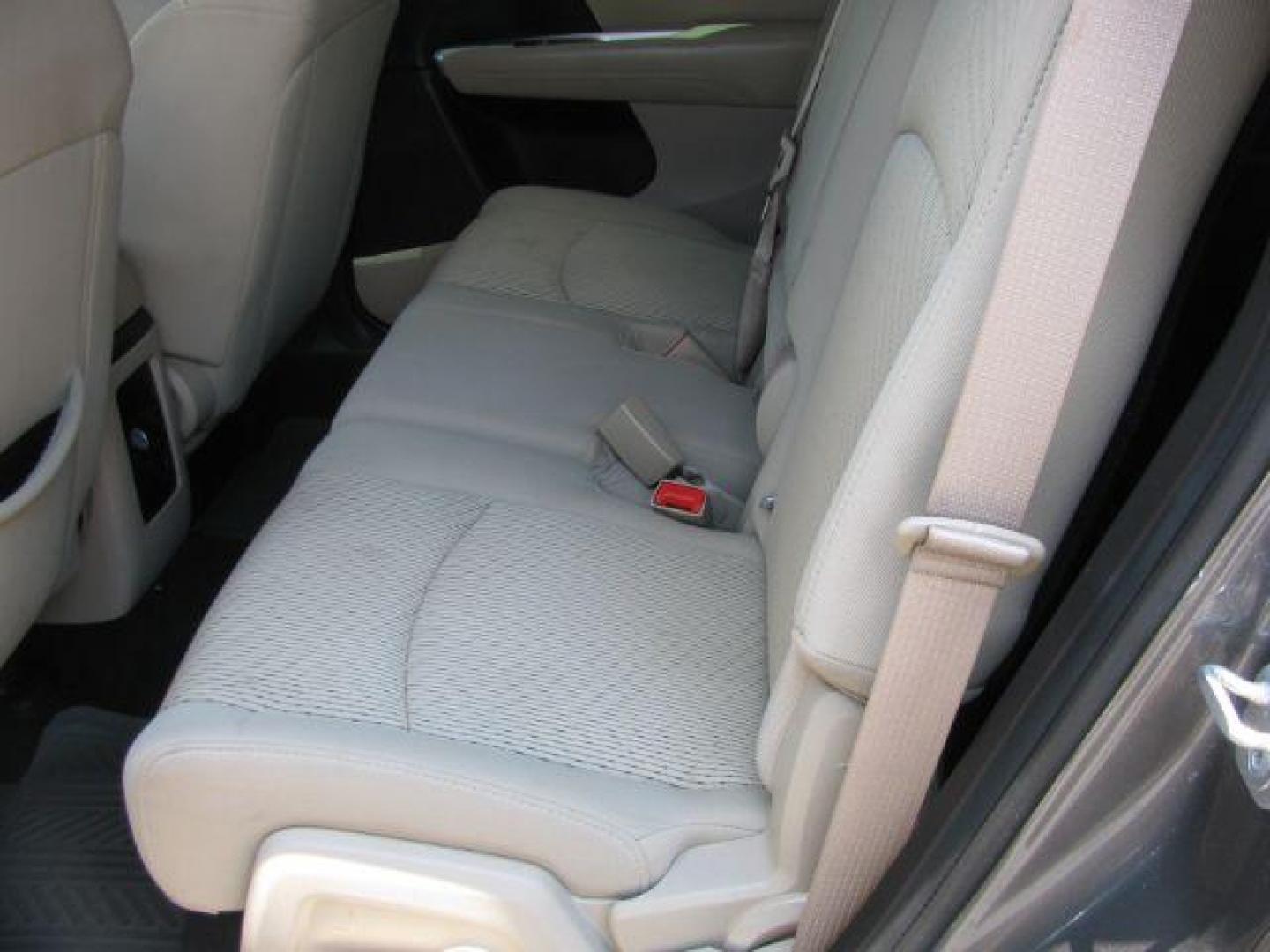 2012 Gray Dodge Journey SE/AVP (3C4PDCAB7CT) with an 2.4L I-4 DOHC engine, Automatic transmission, located at 2443 Albert Pike, Hot Springs, AR, 71913, (501) 623-6255, 34.492222, -93.109993 - Photo#7