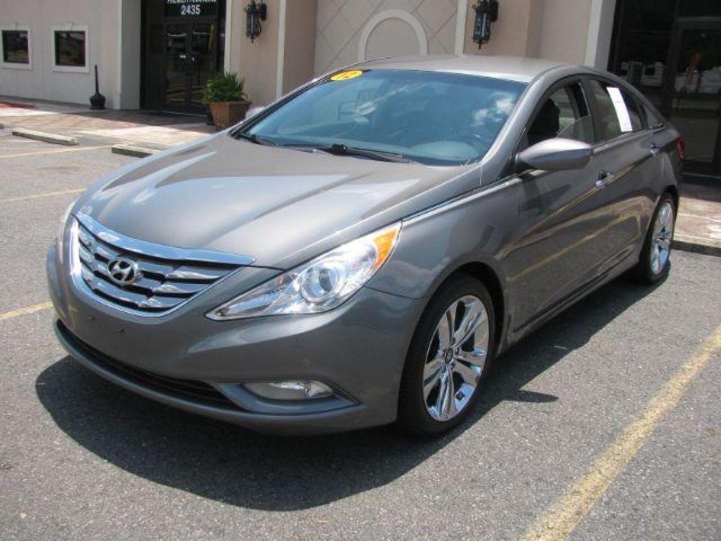 2012 Gray Hyundai Sonata SE 2.0T (5NPEC4AB4CH) with an 2L I-4 gasoline direct injection engine, Automatic transmission, located at 2443 Albert Pike, Hot Springs, AR, 71913, (501) 623-6255, 34.492222, -93.109993 - Photo#0