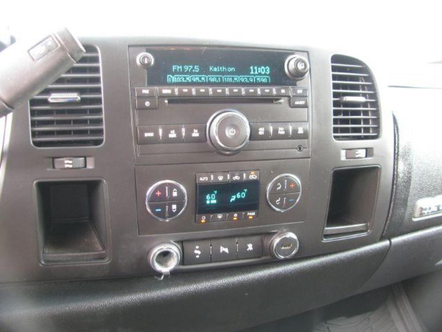 2011 Gray Chevrolet Silverado 1500 LT (3GCPCSE01BG) with an 5.3L engine, Automatic transmission, located at 2443 Albert Pike, Hot Springs, AR, 71913, (501) 623-6255, 34.492222, -93.109993 - Photo#10