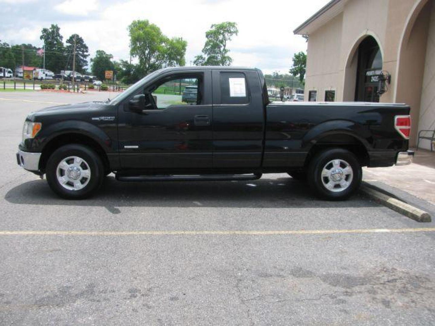 2011 Black Ford F-150 XLT (1FTFX1CT4BF) , located at 2443 Albert Pike, Hot Springs, AR, 71913, (501) 623-6255, 34.492222, -93.109993 - Photo#1