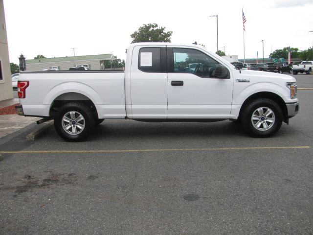2019 White Ford F-150 XLT (1FTEX1C56KK) with an 5L V-8 port/direct injection engine, Automatic transmission, located at 2443 Albert Pike, Hot Springs, AR, 71913, (501) 623-6255, 34.492222, -93.109993 - Photo#5