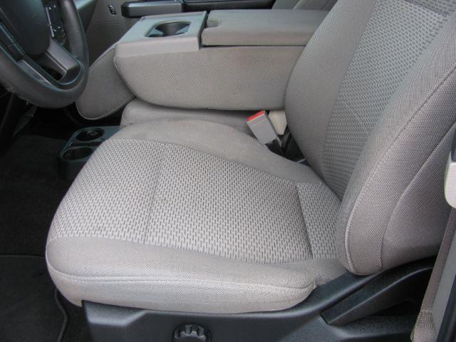 2019 White Ford F-150 XLT (1FTEX1C56KK) with an 5L V-8 port/direct injection engine, Automatic transmission, located at 2443 Albert Pike, Hot Springs, AR, 71913, (501) 623-6255, 34.492222, -93.109993 - Photo#9