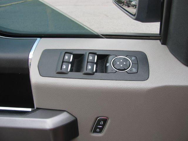 2019 White Ford F-150 XLT (1FTEX1C56KK) with an 5L V-8 port/direct injection engine, Automatic transmission, located at 2443 Albert Pike, Hot Springs, AR, 71913, (501) 623-6255, 34.492222, -93.109993 - Photo#11