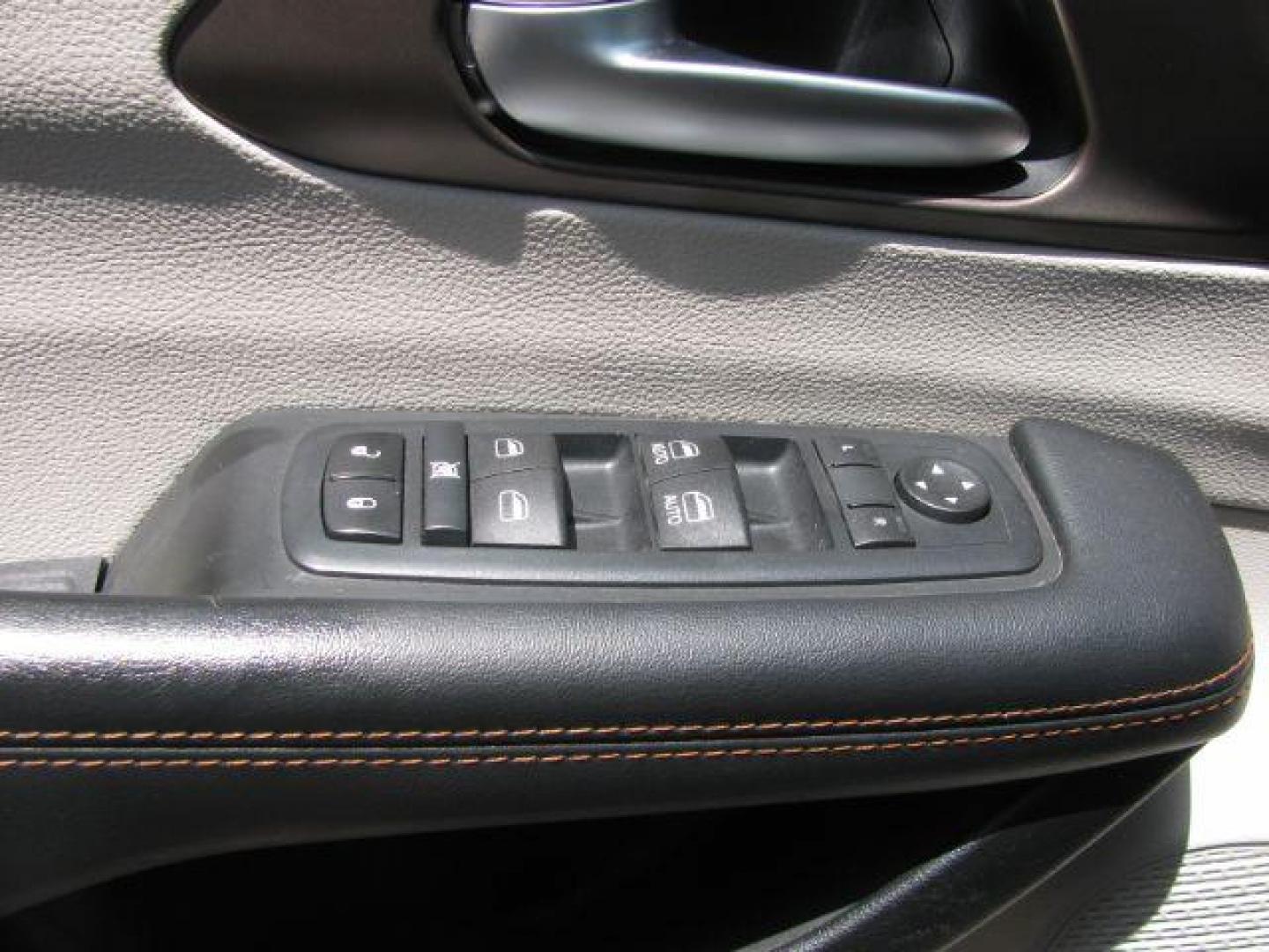 2017 Silver Chrysler Pacifica Touring-L (2C4RC1BG2HR) with an 3.6L V-6 DOHC engine, Automatic transmission, located at 2443 Albert Pike, Hot Springs, AR, 71913, (501) 623-6255, 34.492222, -93.109993 - Photo#10
