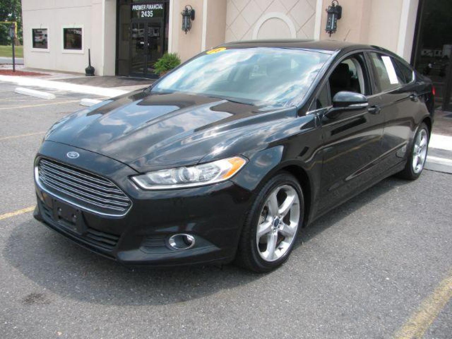 2016 Black Ford Fusion SE (3FA6P0H91GR) with an EcoBoost 2L I-4 gasoline direct injection engine, Automatic transmission, located at 2443 Albert Pike, Hot Springs, AR, 71913, (501) 623-6255, 34.492222, -93.109993 - Photo#0