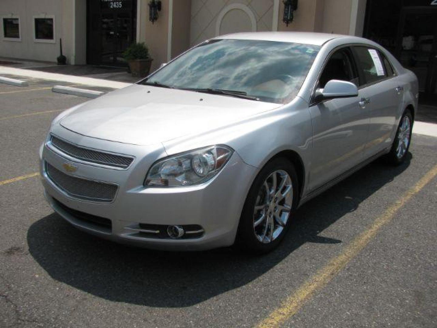 2009 Silver Chevrolet Malibu LTZ (1G1ZK57BX9F) with an 2.4L engine, Automatic transmission, located at 2443 Albert Pike, Hot Springs, AR, 71913, (501) 623-6255, 34.492222, -93.109993 - Photo#0