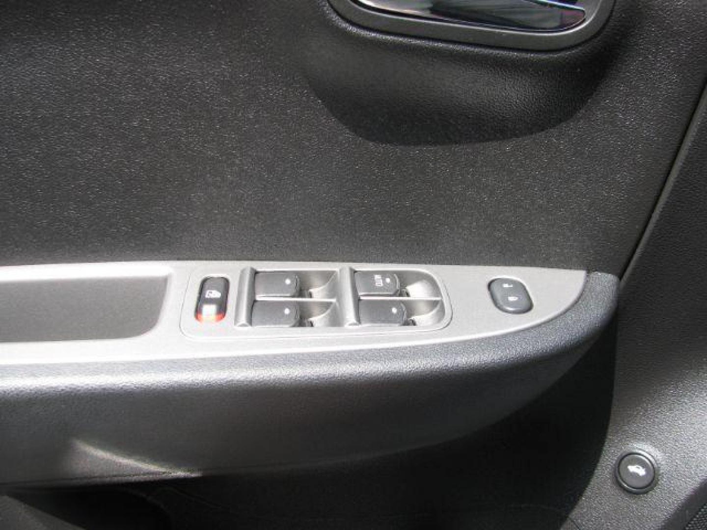 2009 Silver Chevrolet Malibu LTZ (1G1ZK57BX9F) with an 2.4L engine, Automatic transmission, located at 2443 Albert Pike, Hot Springs, AR, 71913, (501) 623-6255, 34.492222, -93.109993 - Photo#10