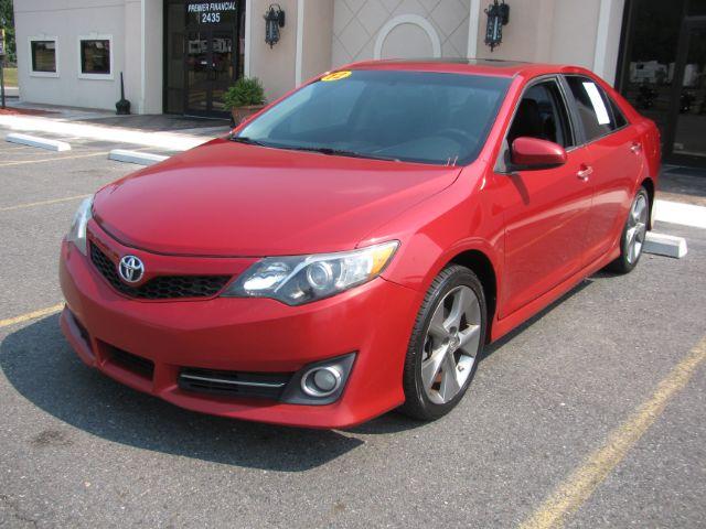 photo of 2012 Toyota Camry SE V6