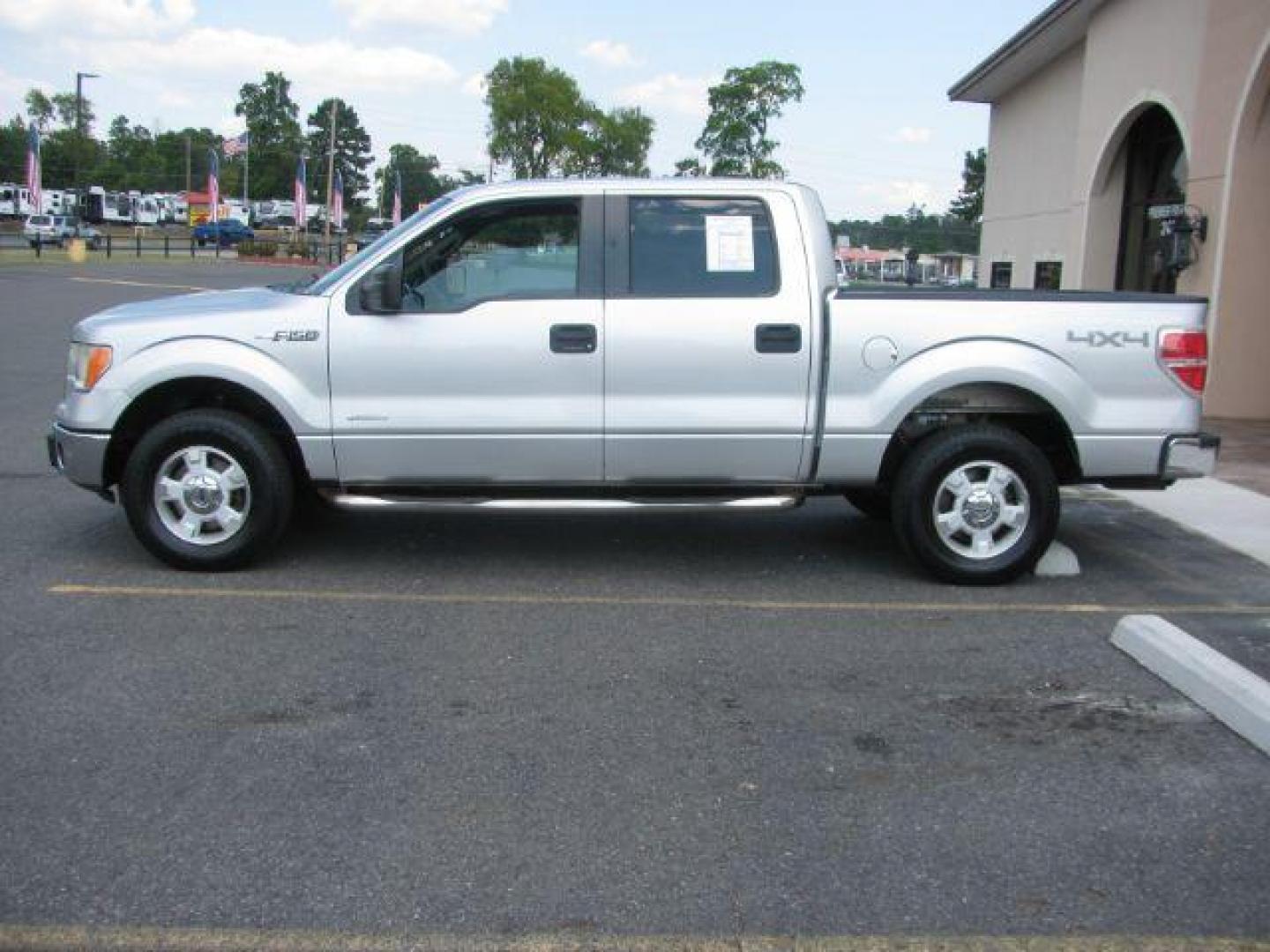 2014 Silver Ford F-150 XLT (1FTFW1ET0EK) with an EcoBoost 3.5L V-6 gasoline direct injection engine, Automatic transmission, located at 2443 Albert Pike, Hot Springs, AR, 71913, (501) 623-6255, 34.492222, -93.109993 - Photo#1