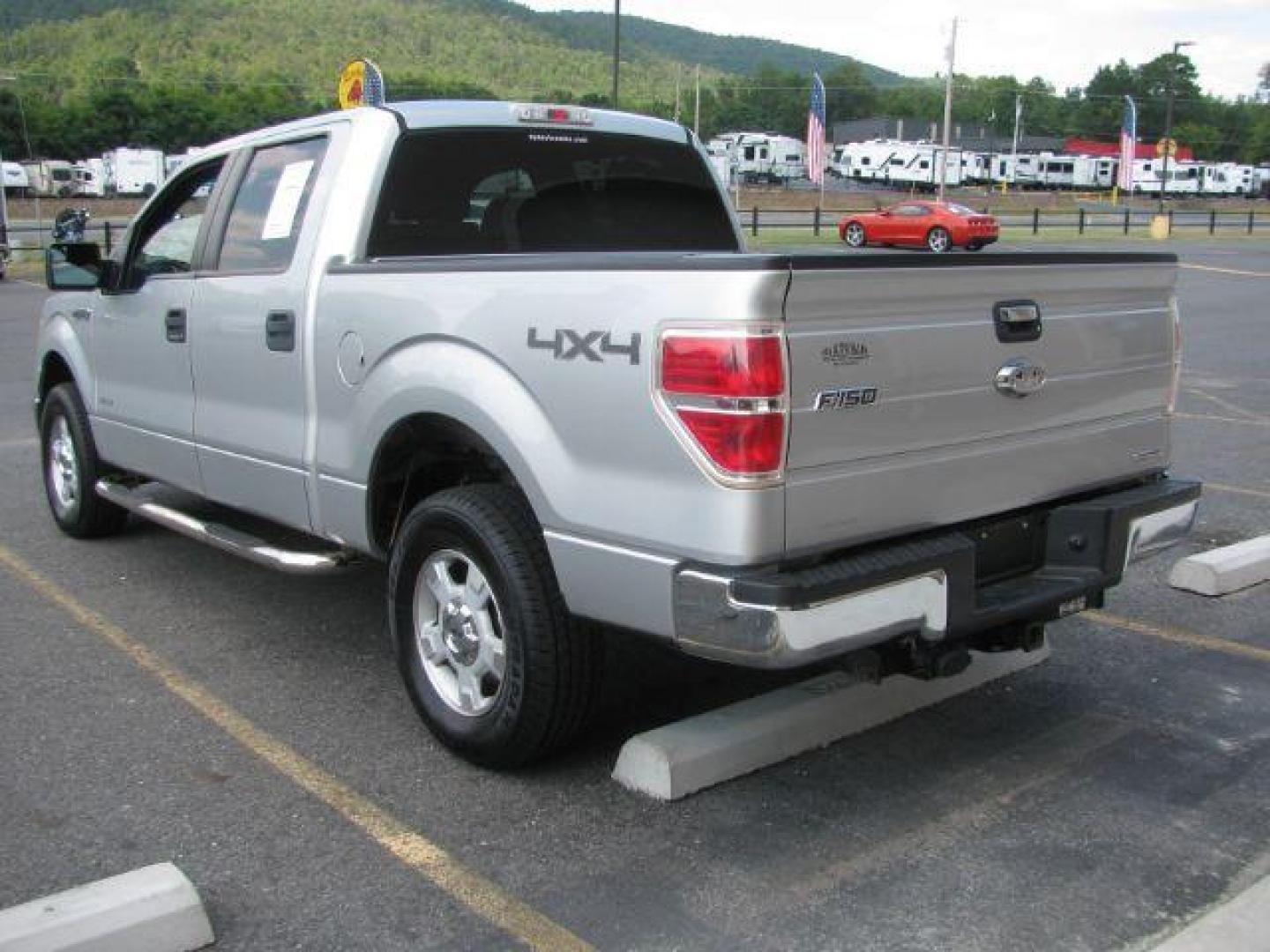 2014 Silver Ford F-150 XLT (1FTFW1ET0EK) with an EcoBoost 3.5L V-6 gasoline direct injection engine, Automatic transmission, located at 2443 Albert Pike, Hot Springs, AR, 71913, (501) 623-6255, 34.492222, -93.109993 - Photo#2