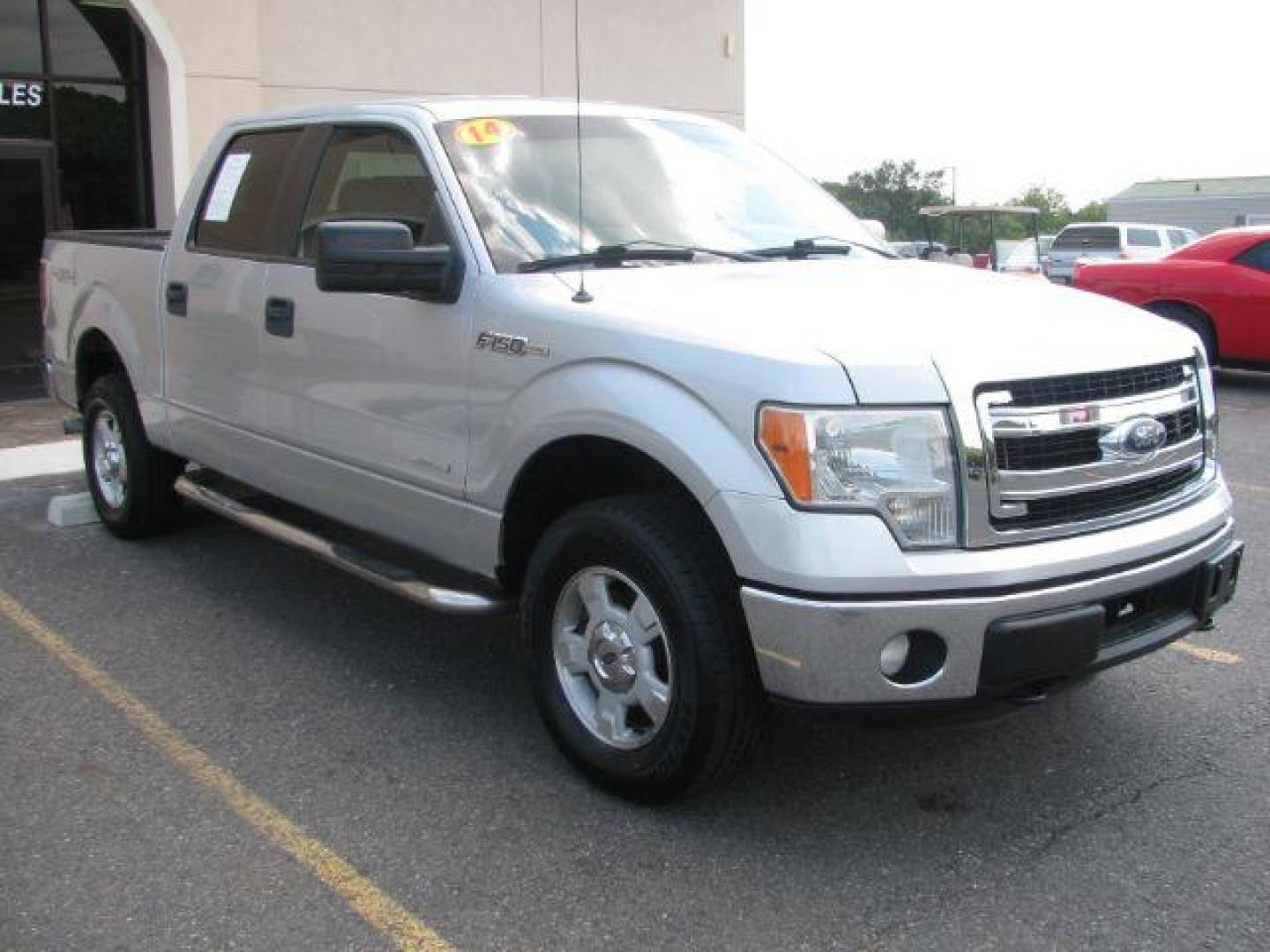 2014 Silver Ford F-150 XLT (1FTFW1ET0EK) with an EcoBoost 3.5L V-6 gasoline direct injection engine, Automatic transmission, located at 2443 Albert Pike, Hot Springs, AR, 71913, (501) 623-6255, 34.492222, -93.109993 - Photo#6