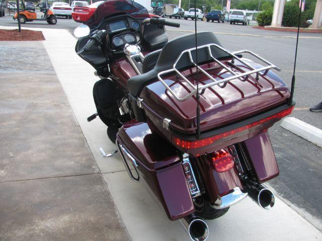 2017 Maroon Harley-Davidson Road Glide Ultra Road Glide Ultra (1HD1KGD16HB) with an 1746 engine, Manual transmission, located at 2443 Albert Pike, Hot Springs, AR, 71913, (501) 623-6255, 34.492222, -93.109993 - Photo#3